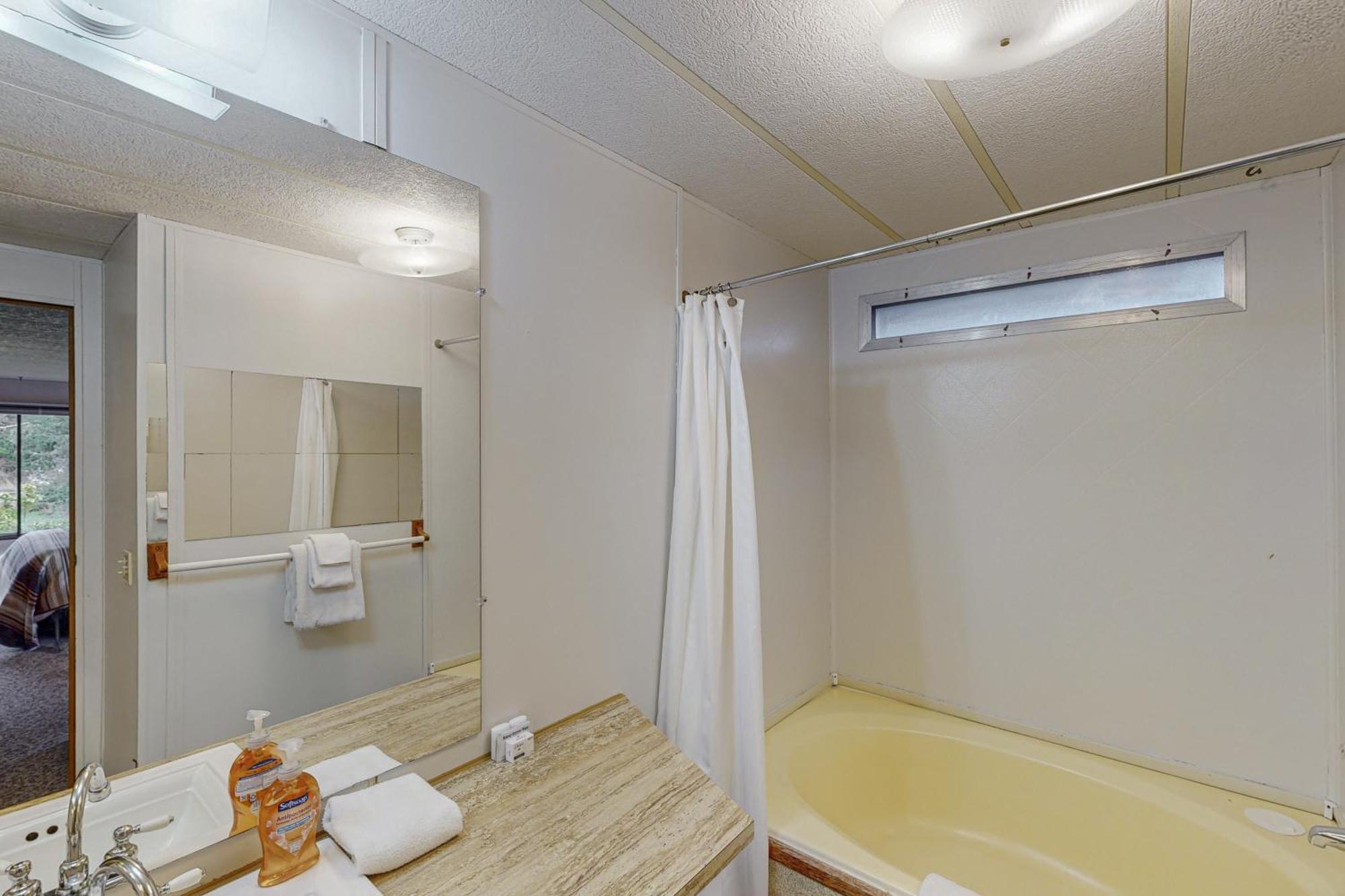 Columbus Empire House Villa Coos Bay Bagian luar foto
